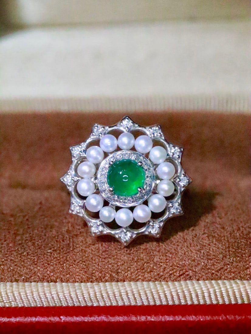 18K Gold Emerald Ring - 2