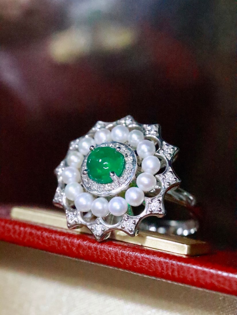 18K Gold Emerald Ring - 3