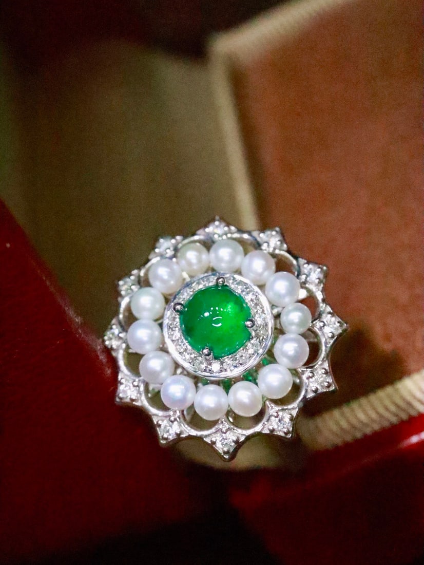 18K Gold Emerald Ring - 5