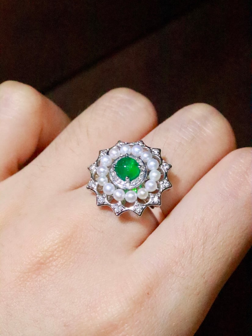 18K Gold Emerald Ring - 6