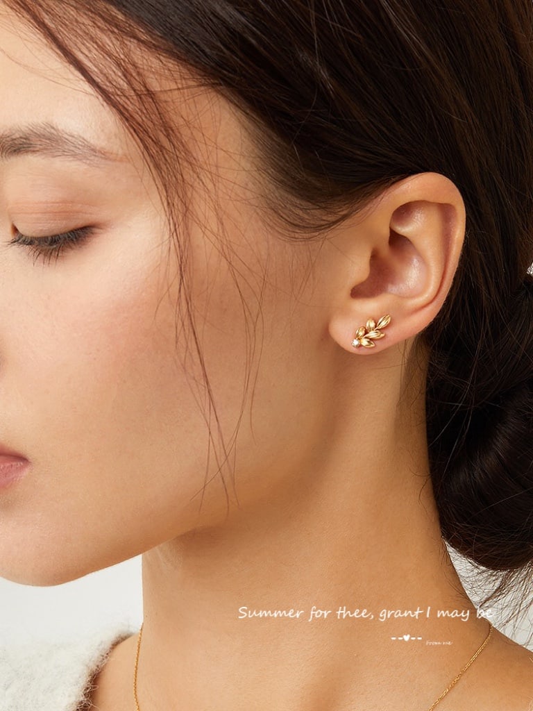 18K Gold Diamond Earrings - 6