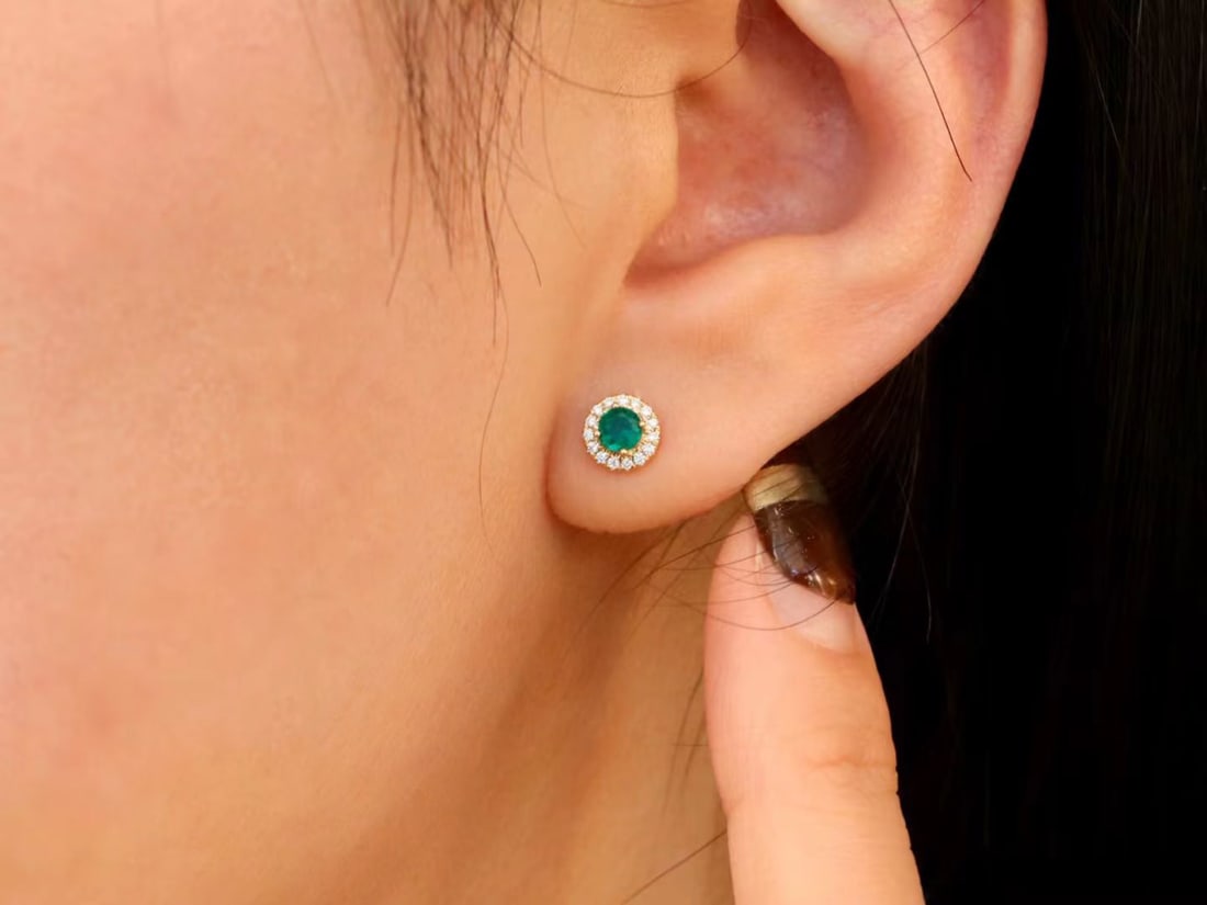 18K Gold Emerald Earrings - 9