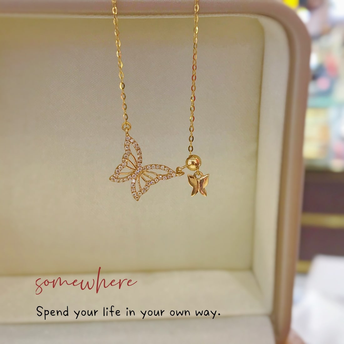 18K Gold Diamond Necklace: Title: 18K Gold Diamond Necklace Description: This exquisite necklace is inspired by the butterfly, a symbol of good fortune and beauty. The brilliant diamonds add a touch of fantasy to the piece.