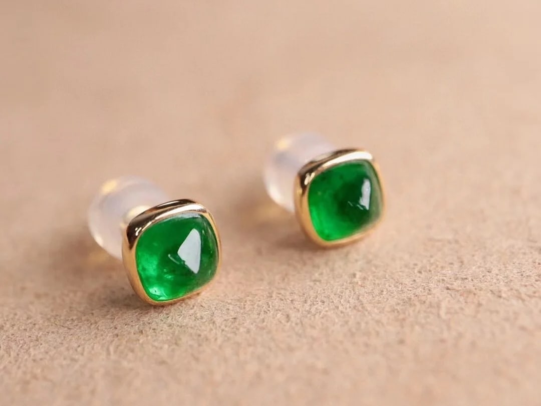 18K Gold Emerald Earrings - 4