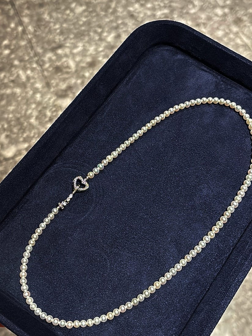 Natural Freshwater Pearl Necklace - 6