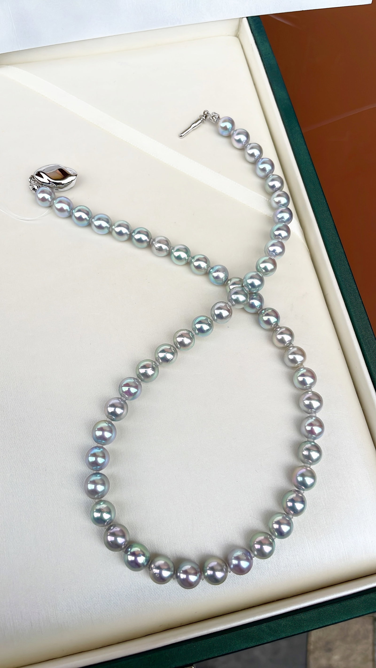 Seawater Pearl Necklace - 8