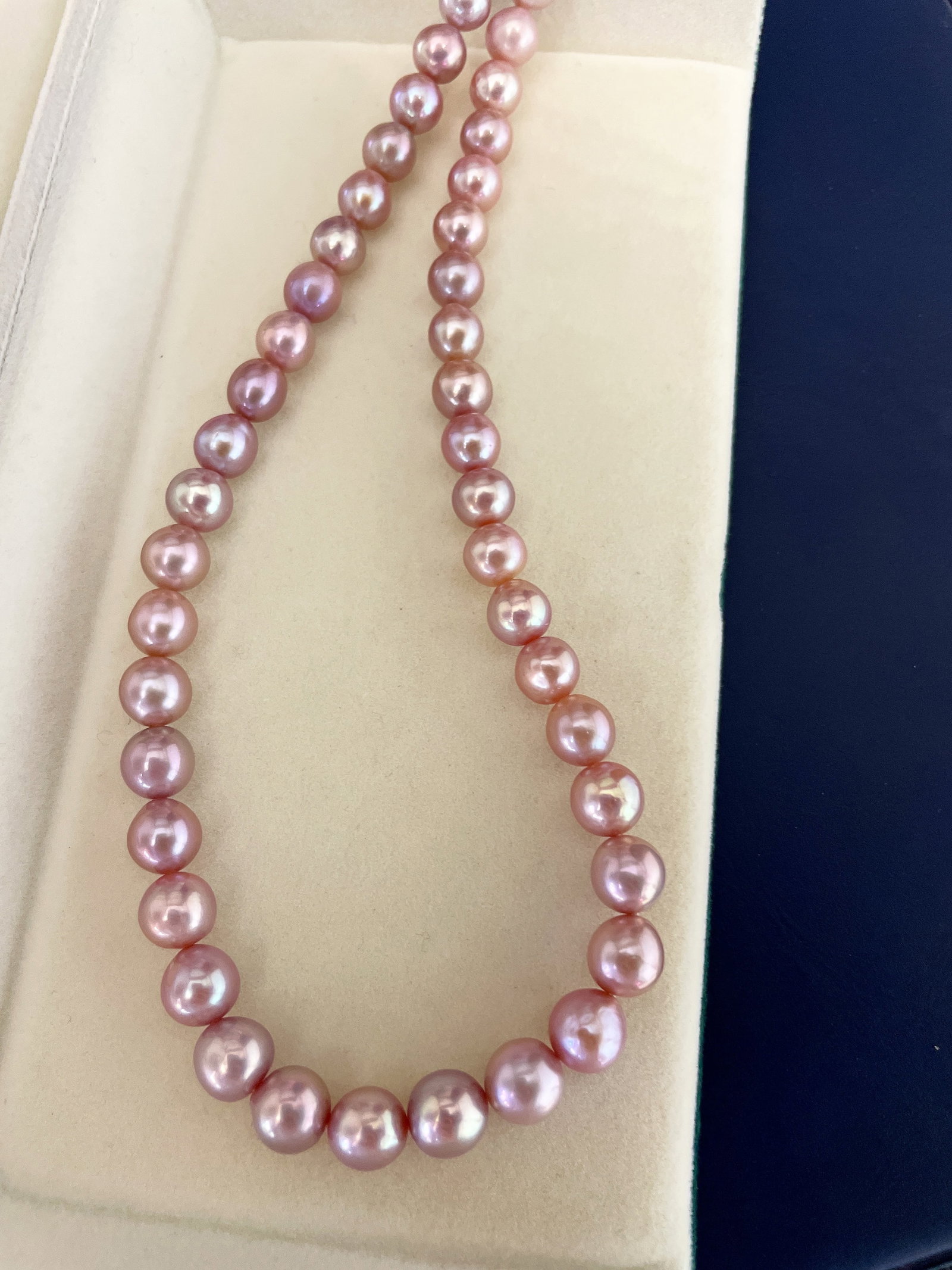 Natural Freshwater Edison Pearl Necklace (1 of 8)