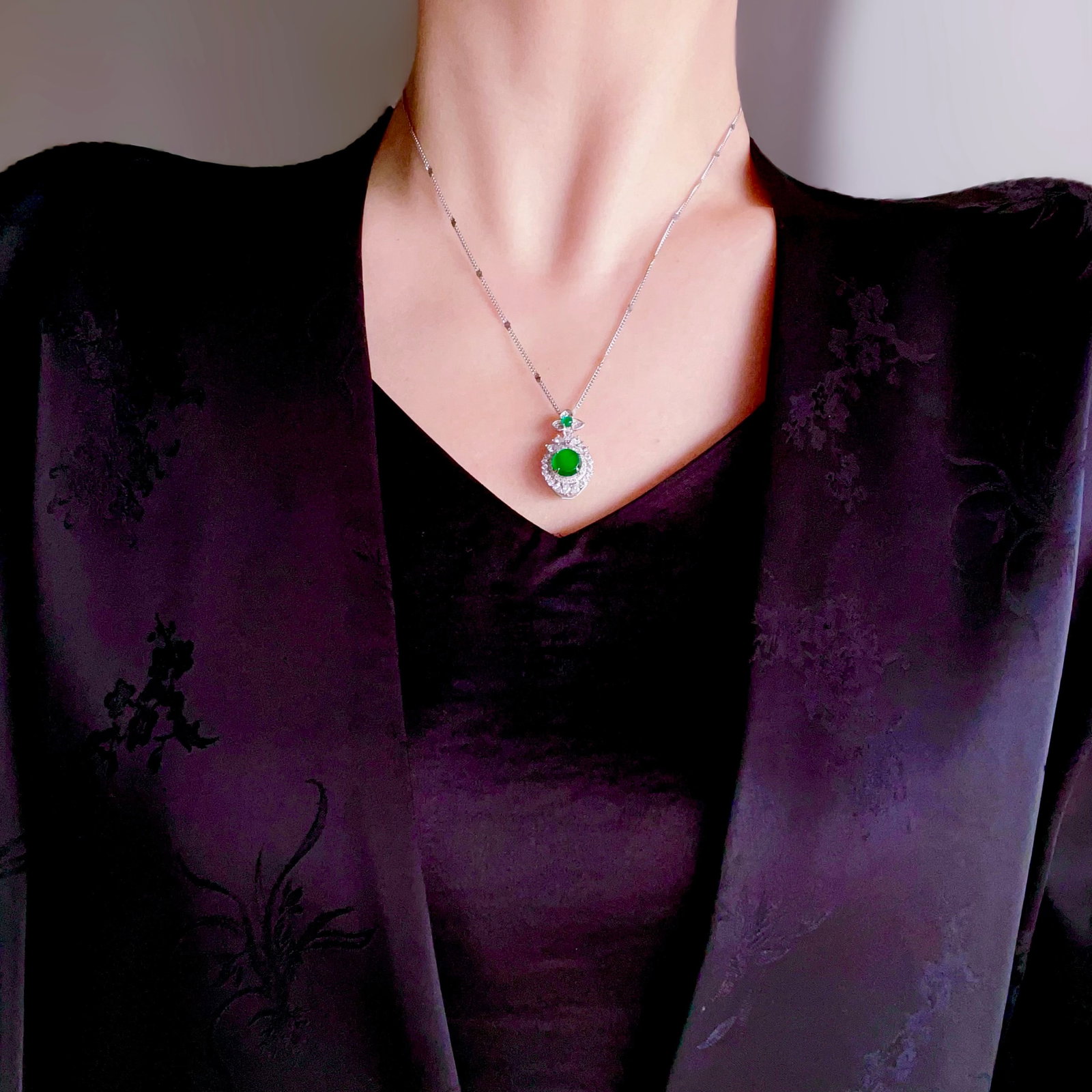 S925 Silver Natural Jadeite Round Pendant - 8