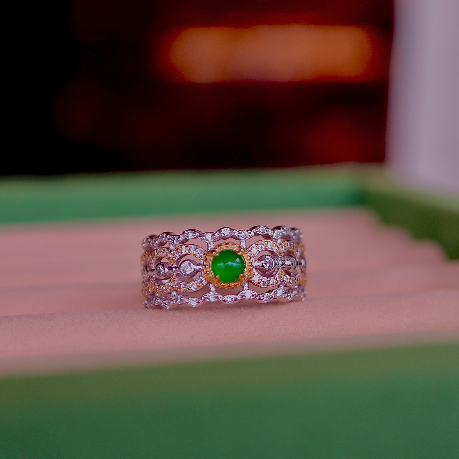 S925 Silver Natural Jadeite Ring: Title: S925 Silver Natural Jadeite Ring Description: This natural jadeite ring is exquisitely set in S925 silver, featuring an elegant French lace hollow design. The stone exhibits a sunny green hue, 