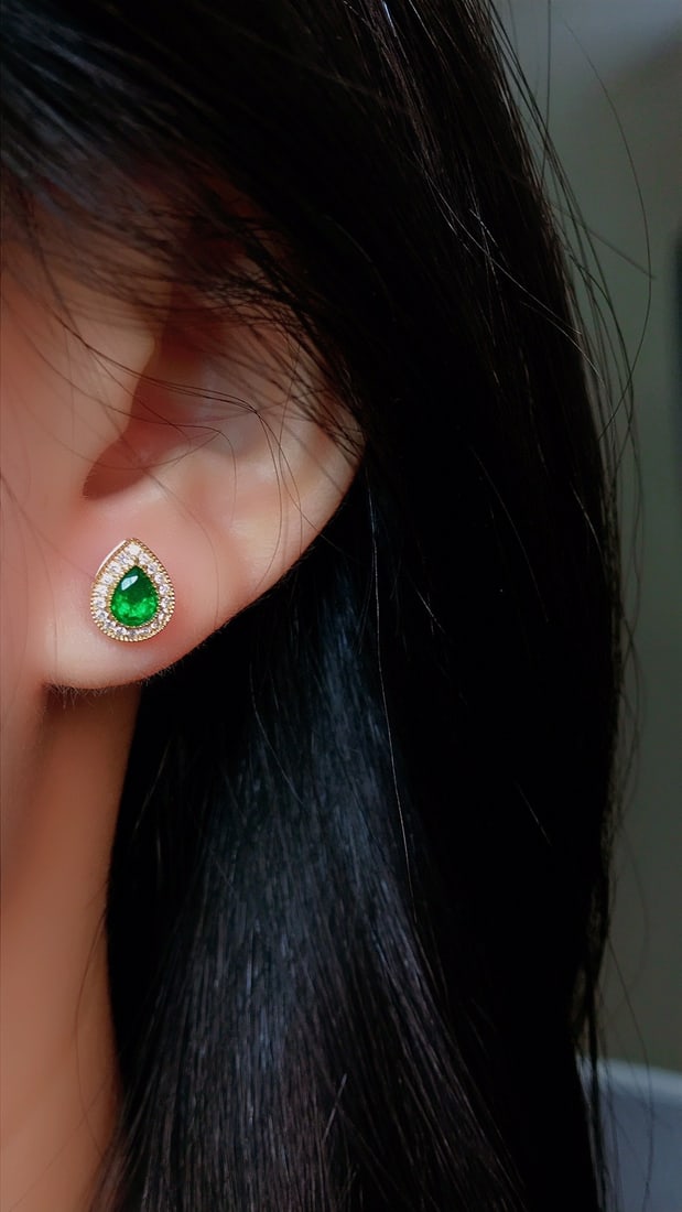 18K Gold Natural Emerald Earrings - 7