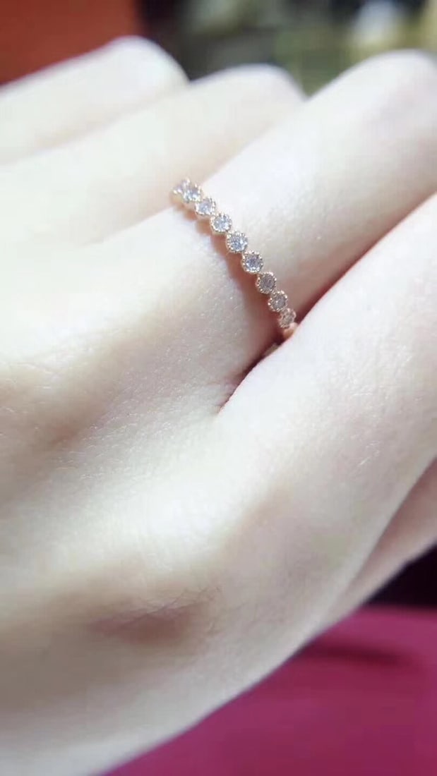 18K Gold Diamond Band Ring - 4