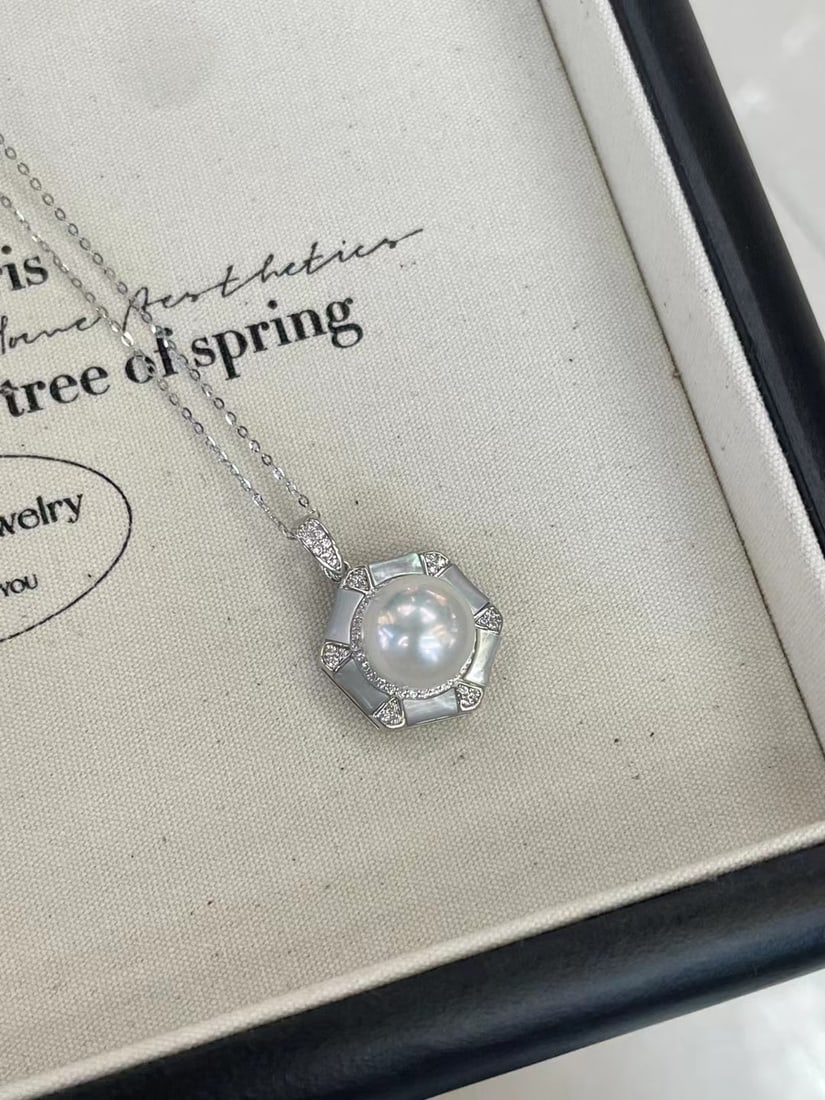 Sterling Silver Freshwater Edison Pearl Necklace - 5