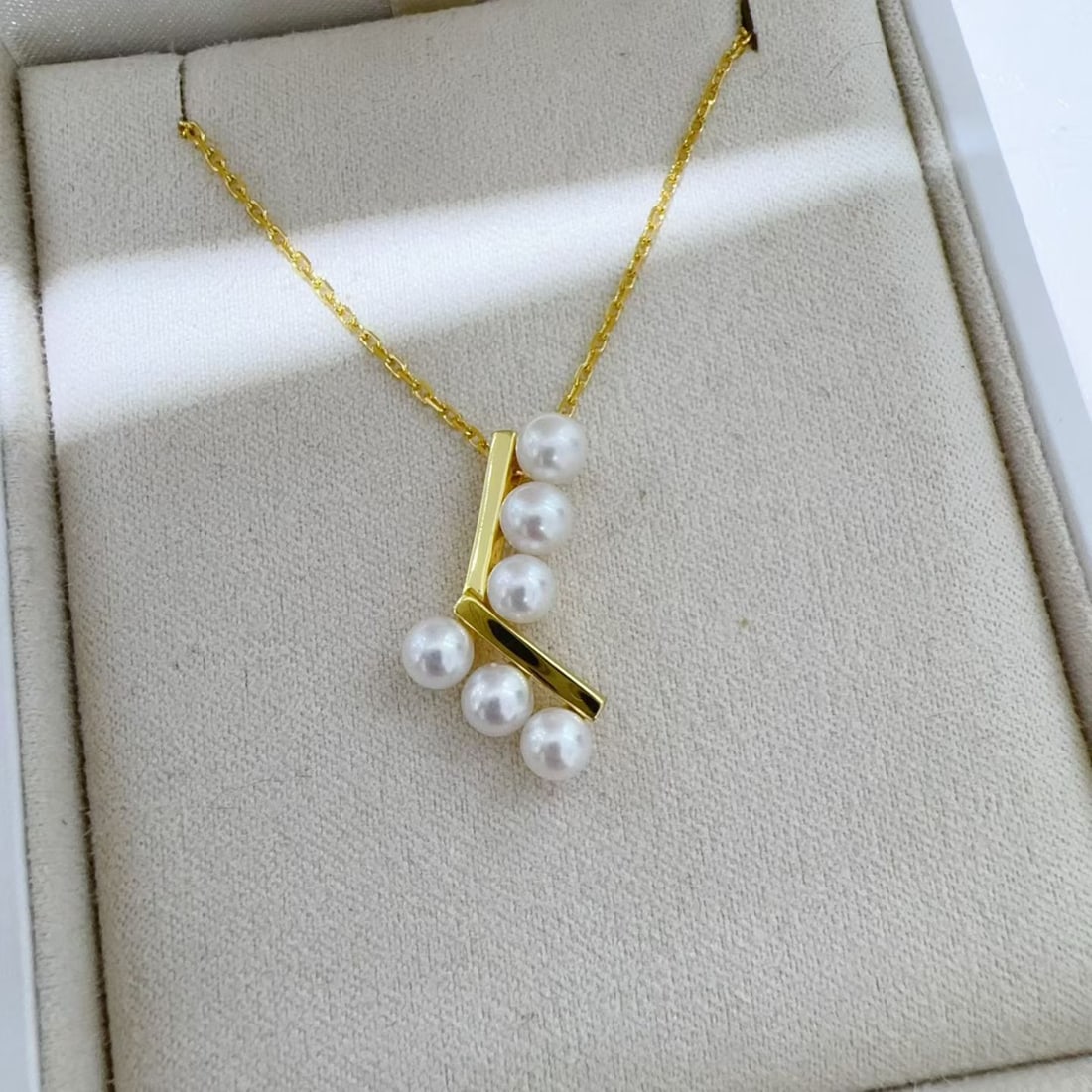 Sterling Silver Aurora Flawless Freshwater Pearl Necklace - 5