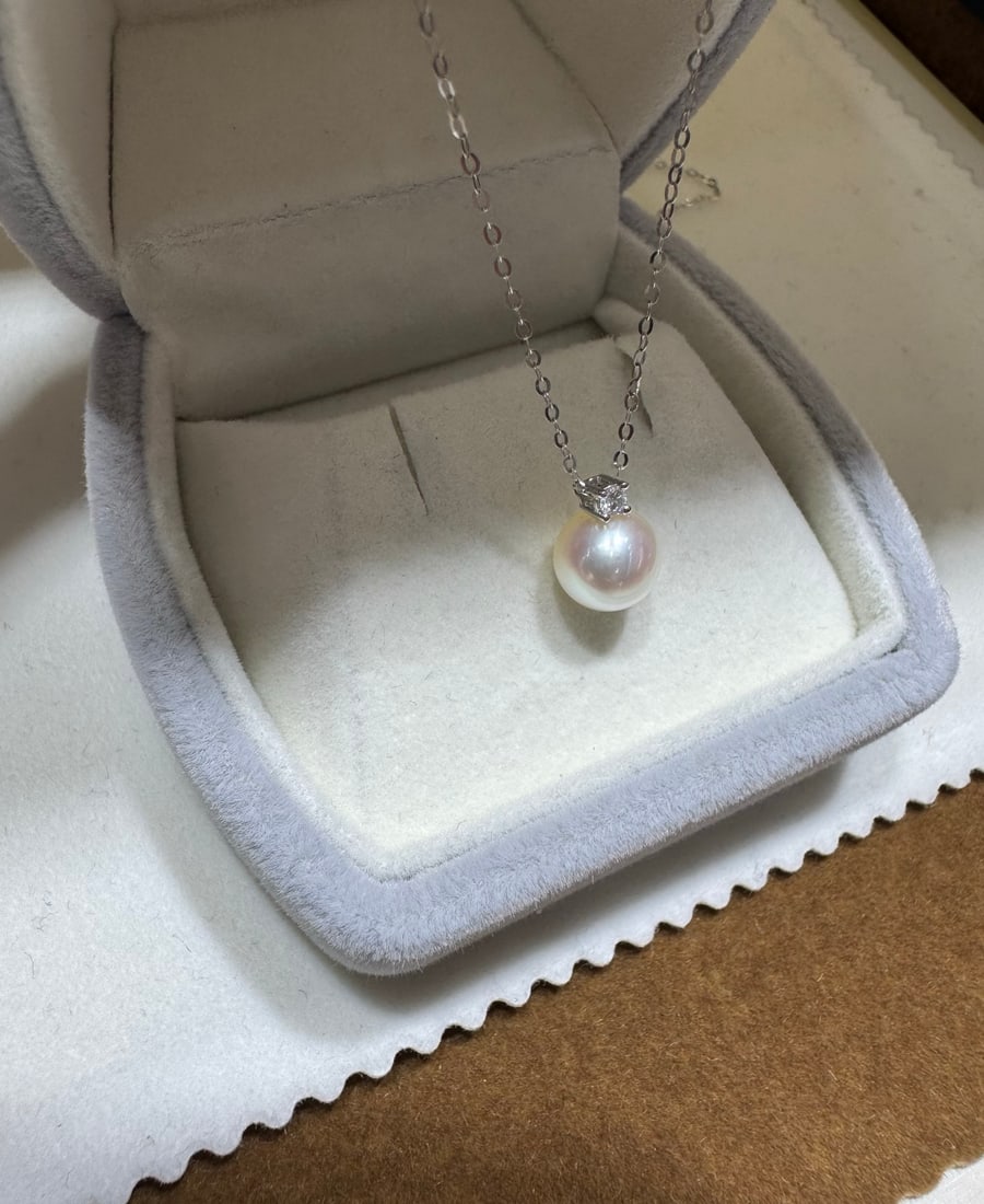 18K Gold Diamond Akoya Pearl Necklace Set - 3