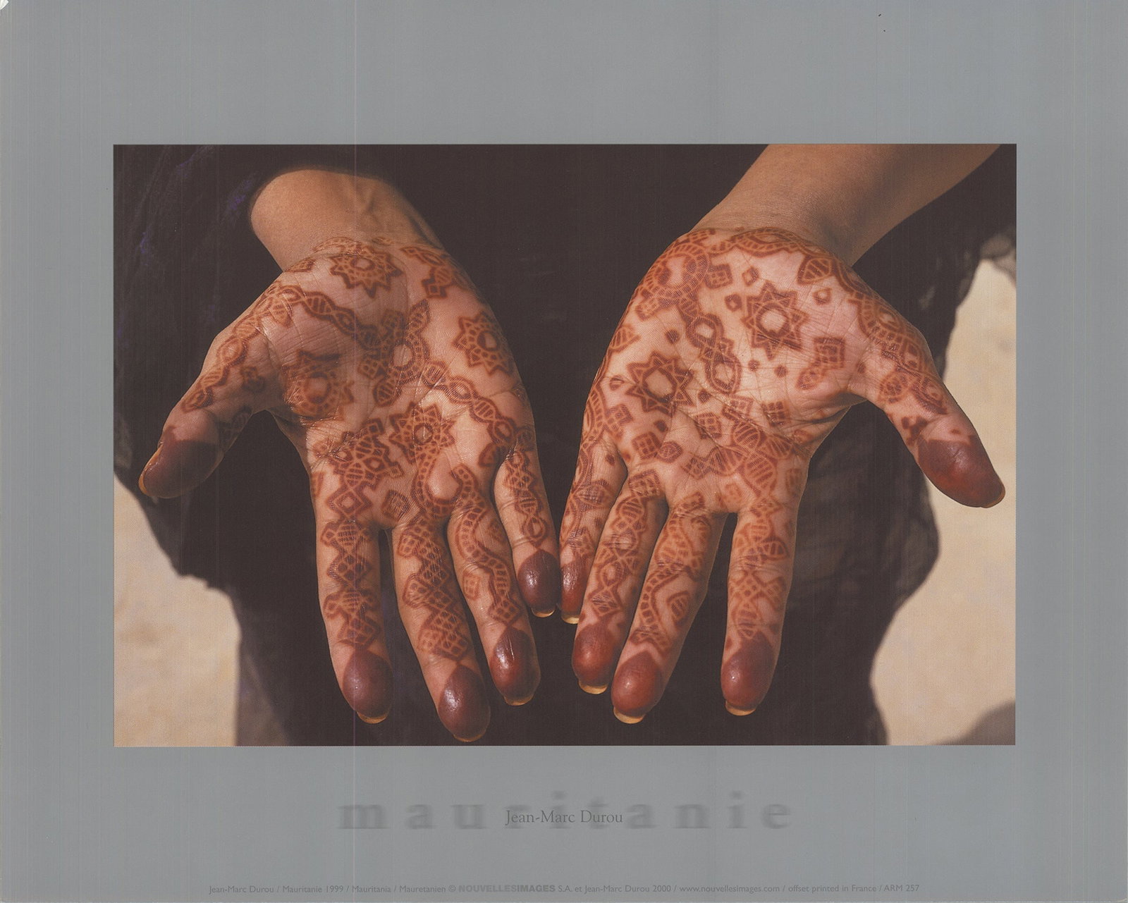 Mauretanien: Mauretanien by Jean-Marc Durou, 2000 Unsigned Offset Lithograph. Paper size is 9.5 x 12 inches, with an image size of 6.25 x 9.5 inches. The Offset Lithograph is from an unknown edition size. and is