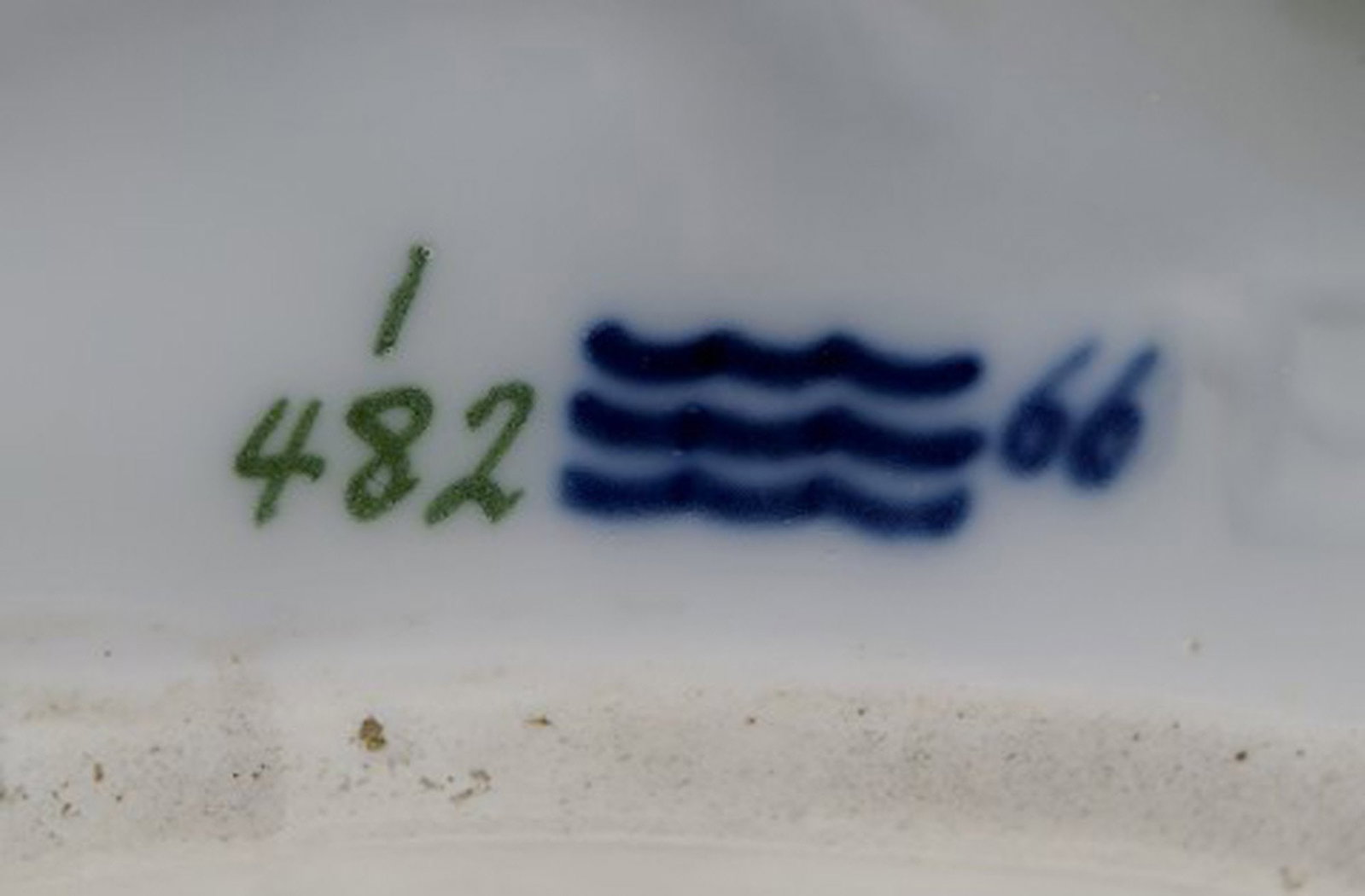 Rare Royal Copenhagen Art Nouveau cod dish number 1/482. - 5