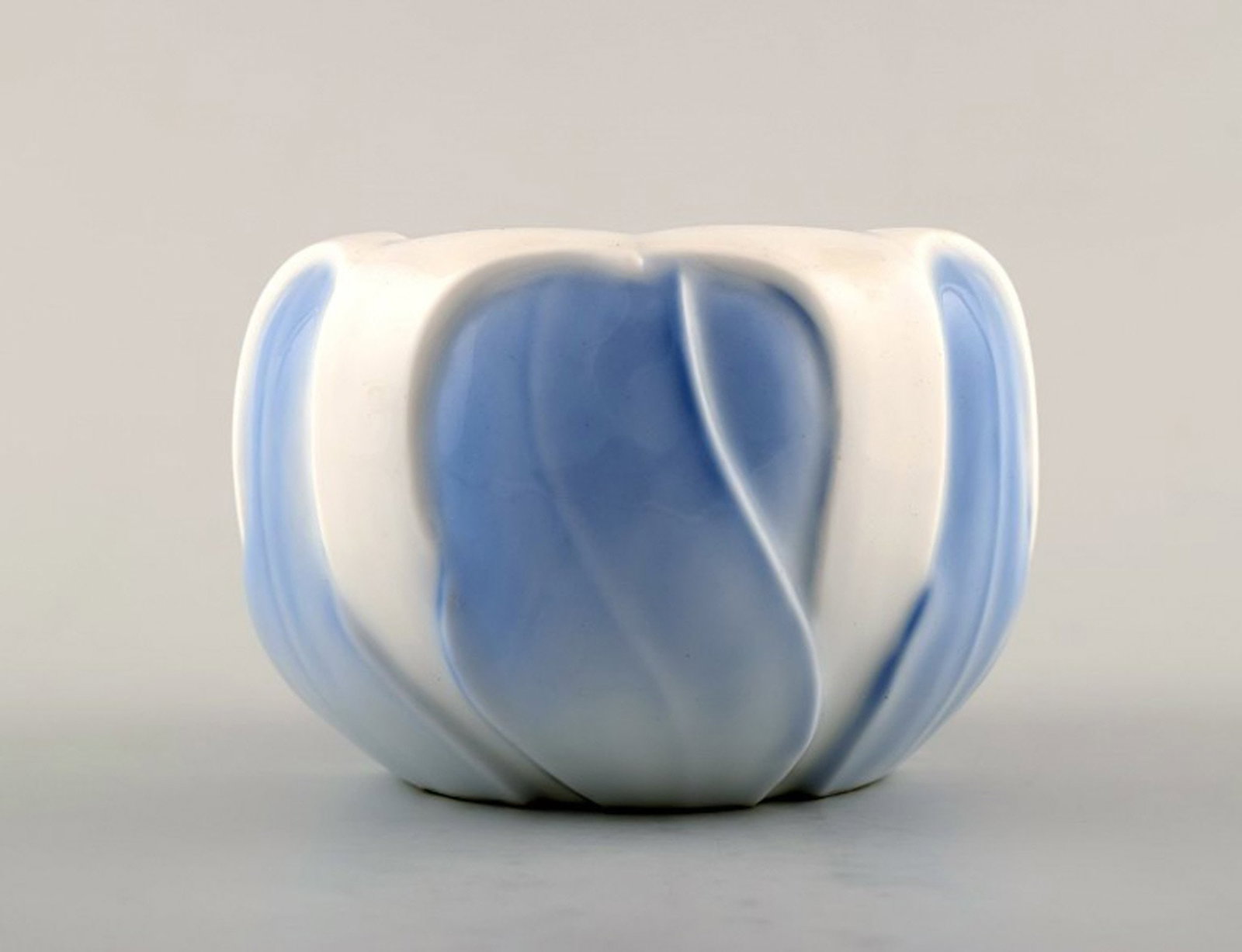 Royal Copenhagen Art Nouveau vase.: Title: Royal Copenhagen Art Nouveau vase. Description: Royal Copenhagen Art Nouveau vase. Measures 9 cm. x 6.5 cm. In perfect condition. 1st. factory quality. Brand: Royal Copenhagen Reserve: $210.00 