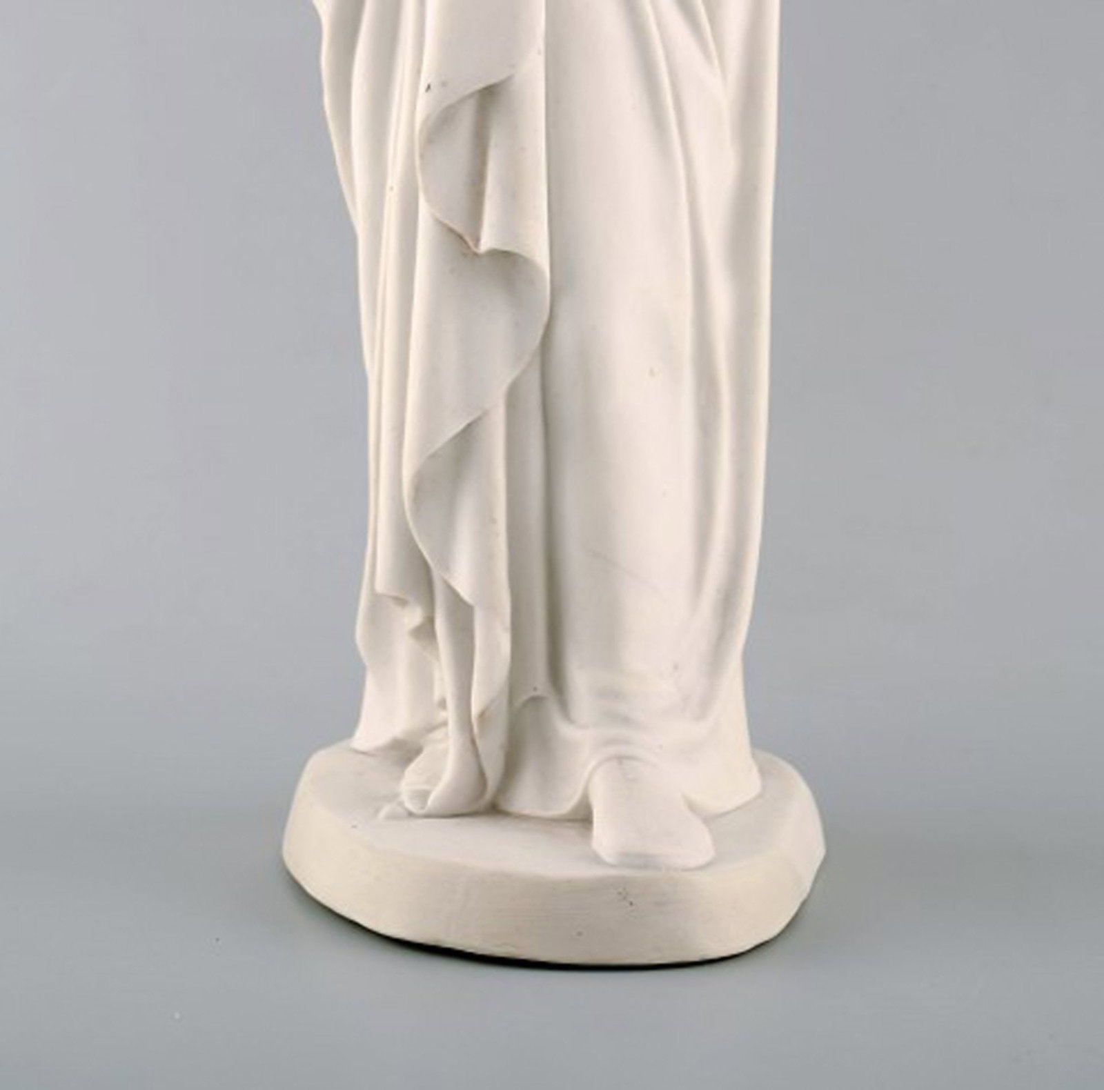 Antique and rare Royal Copenhagen sculpture in biscuit. Sculpture of pharisee after Thorvaldsen. Ca. - 3