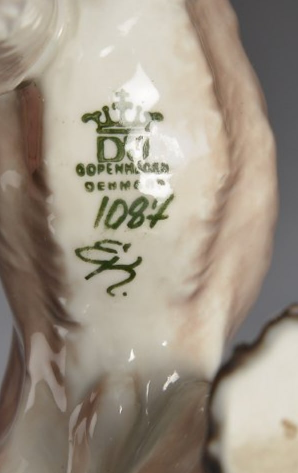 Dahl Jensen porcelain figurine in the form of a German shepherd, No. 1087. - 4