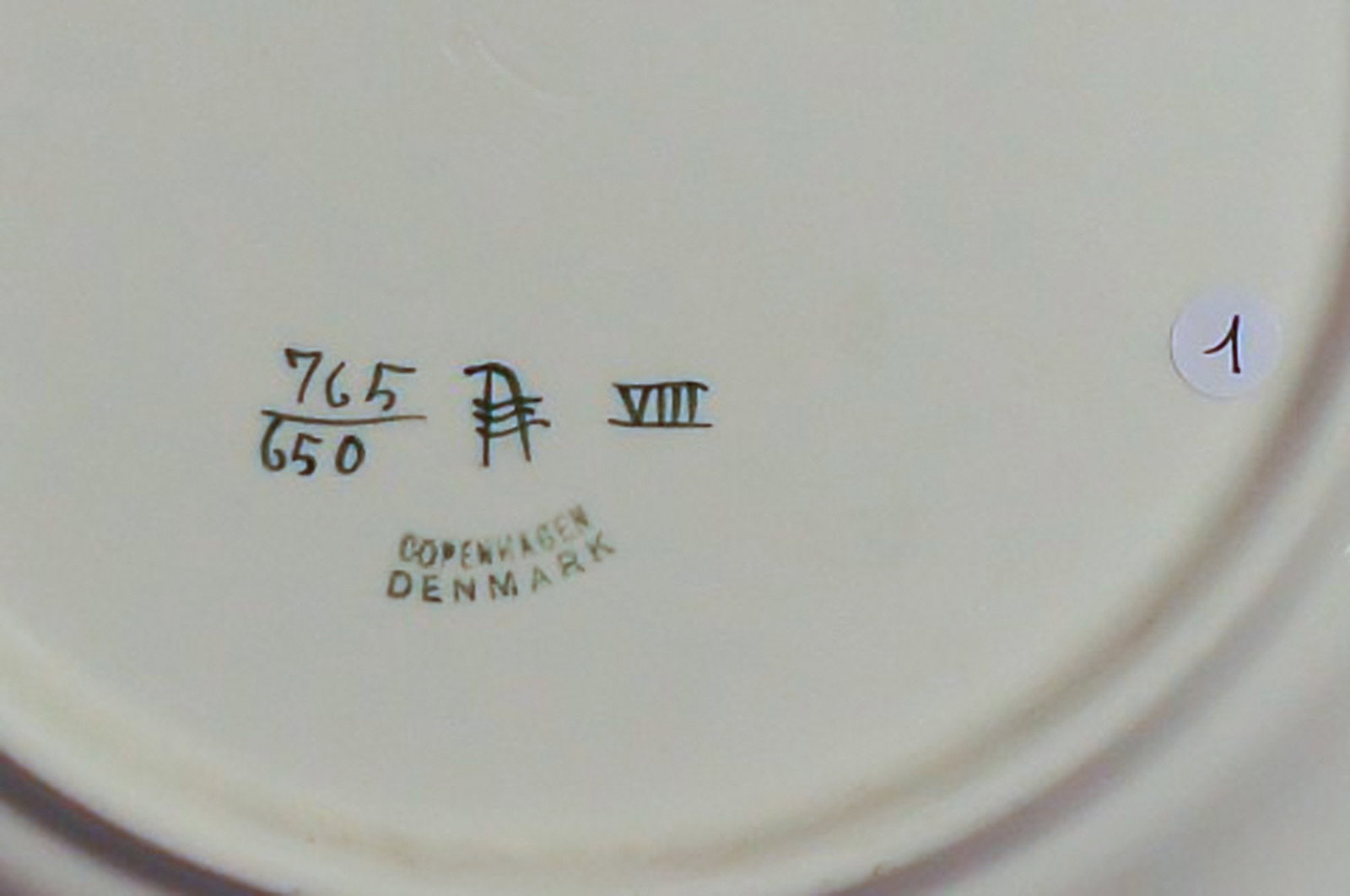Large Aluminia Christmas plate 1910 in faience. - 7