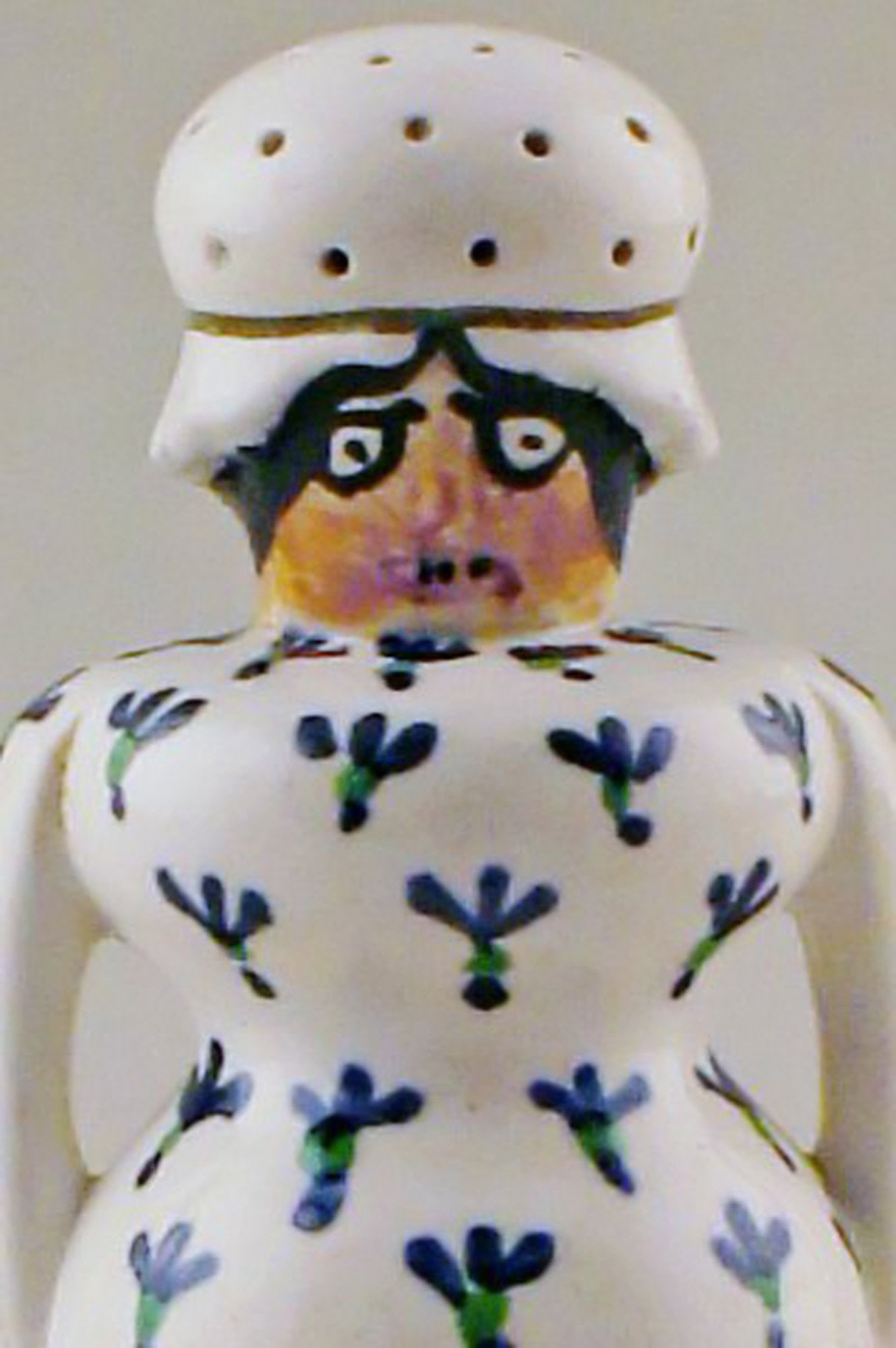 Rare and early Aluminia pepper shaker. - 4