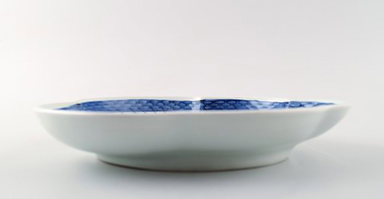 Aluminia / Royal Copenhagen Tranquebar, small dish. Decoration number 11/925. - 3