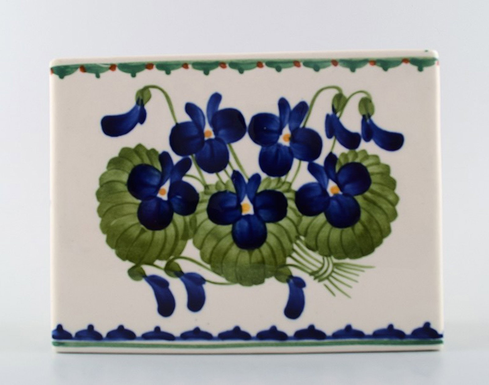 Aluminia vase, decorated with flowers.: Title: Aluminia vase, decorated with flowers. Description: Aluminia vase, decorated with flowers, early 20c. Number 650/117. In good condition. Measures 15.5 x 11.5 cm. Brand: Aluminia Reserve: $140.0