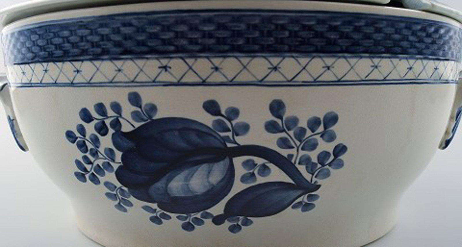 Royal Copenhagen / Aluminia Tranquebar number 920/11. 2 pcs. in stock. - 2