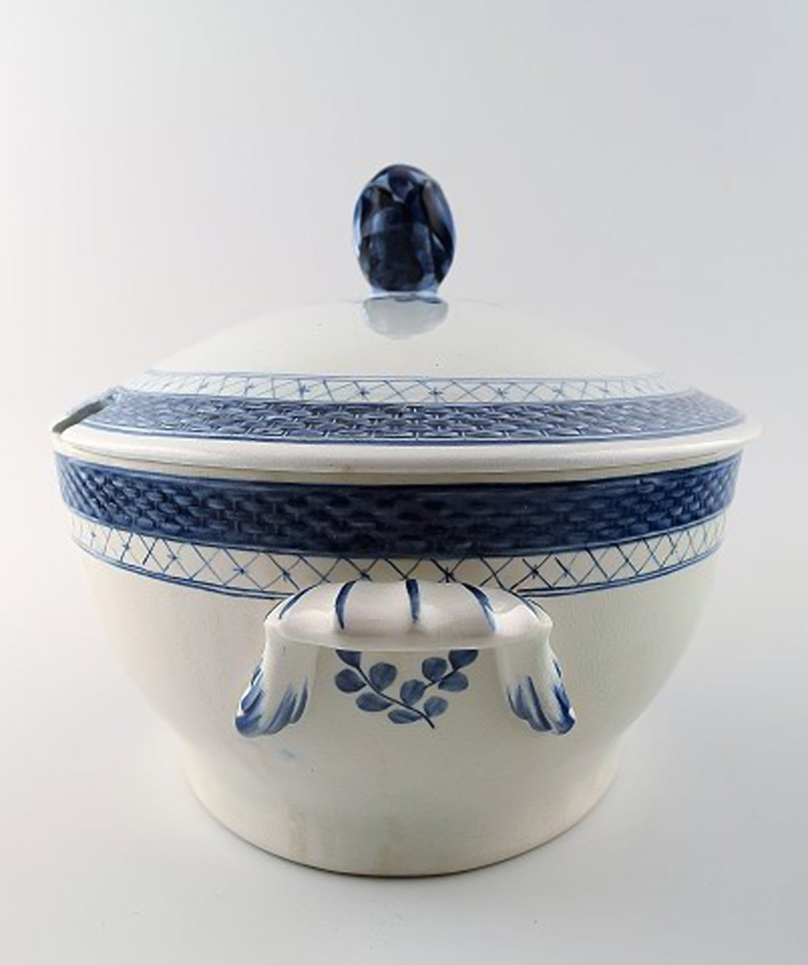 Royal Copenhagen / Aluminia Tranquebar number 920/11. 2 pcs. in stock. - 4