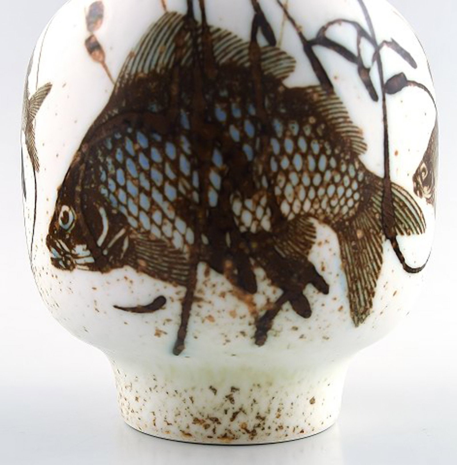 Royal Copenhagen / Aluminia vase by Nils Thorsson. - 3