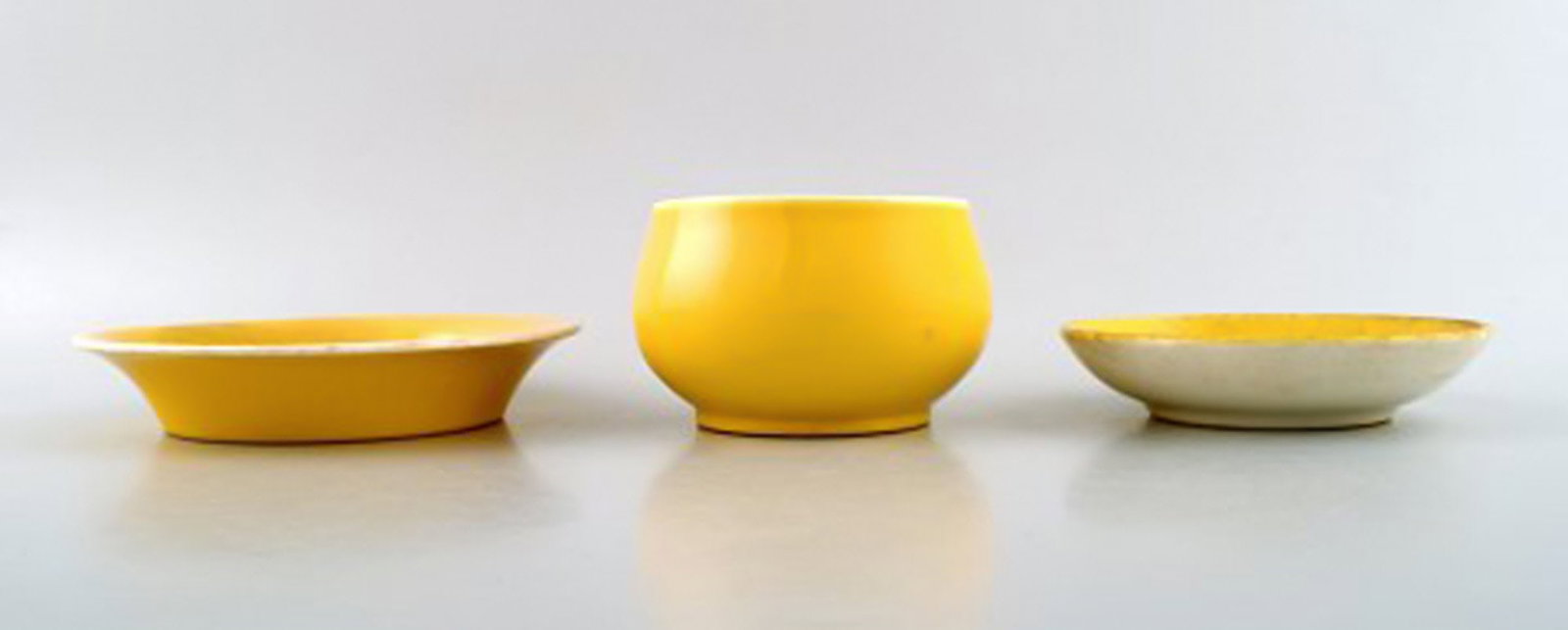 5 parts Susanne Yellow Confetti Royal Copenhagen / Aluminia. Dishes, bowl, candleholder. - 2