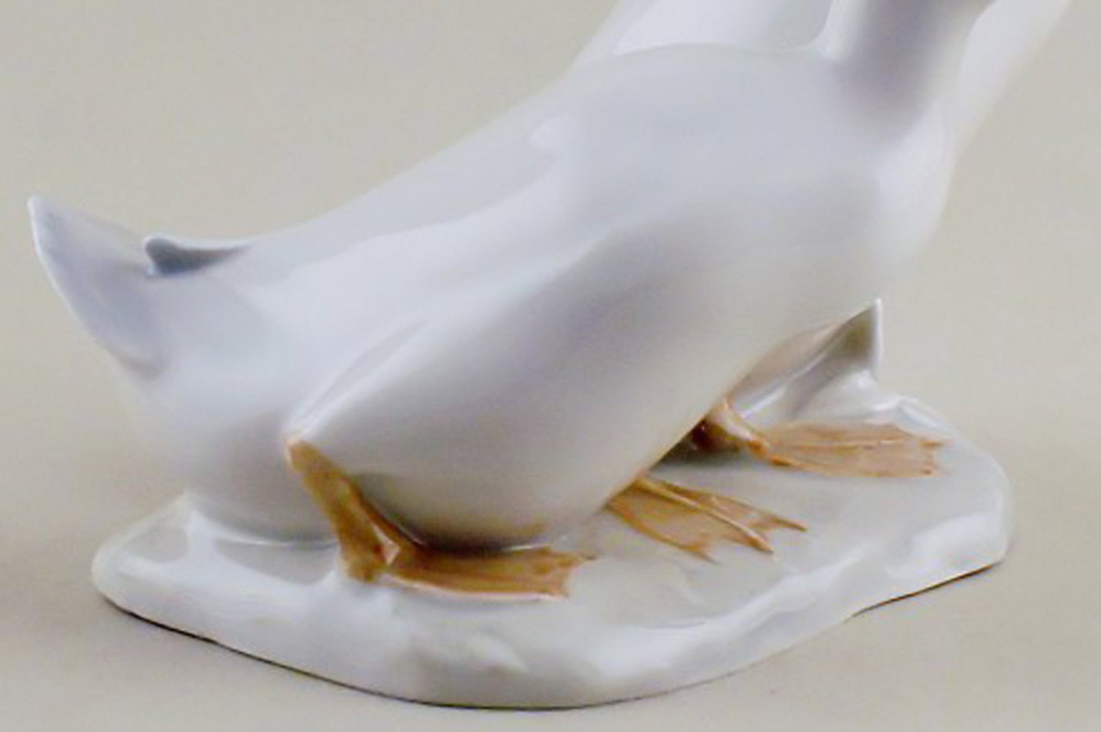 Royal Copenhagen figurine of two ducks. - 2