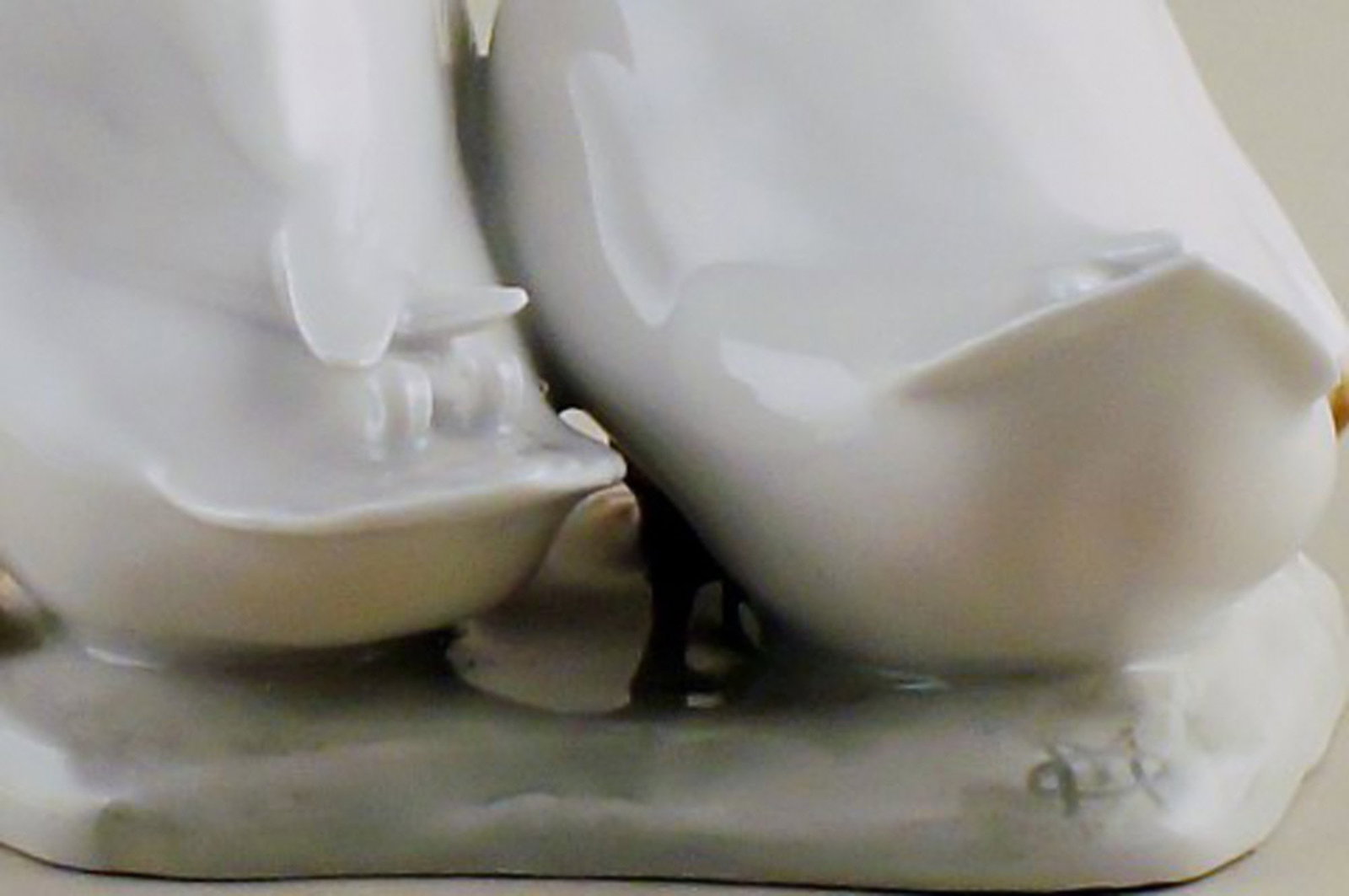 Royal Copenhagen figurine of two ducks. - 4