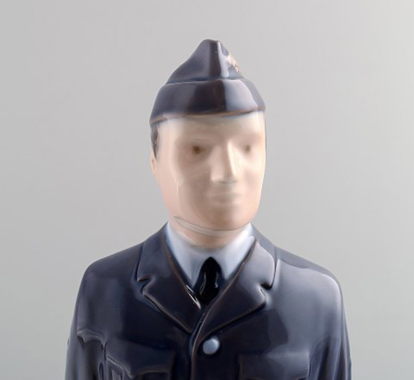 Rare Bing & Grondahl B & G number 2445, Pilot. Measures 29 cm. - 6