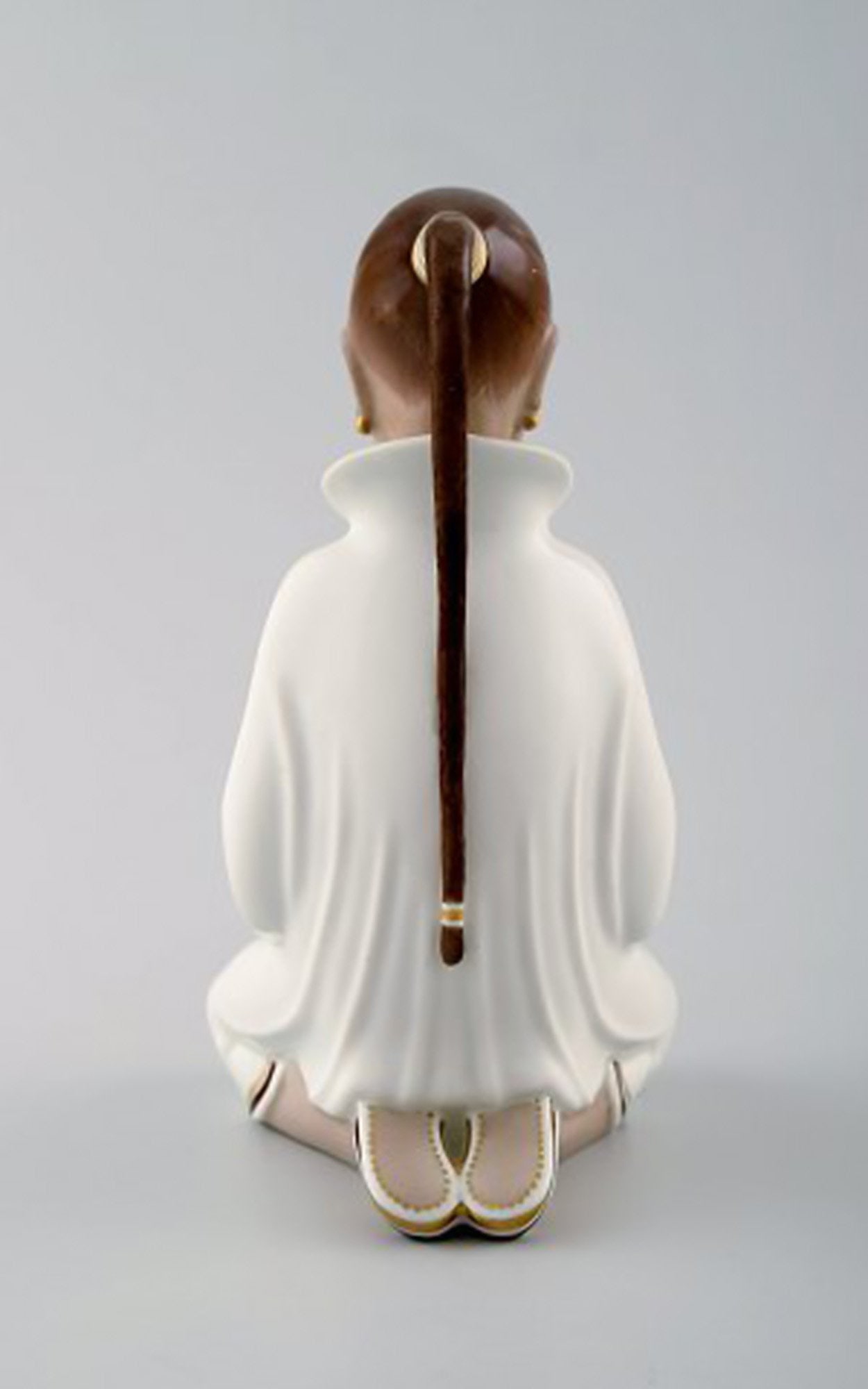 Arno Malinowski for Royal Copenhagen, number 2342 Opium Smoking girl. Porcelain figurine in - 3