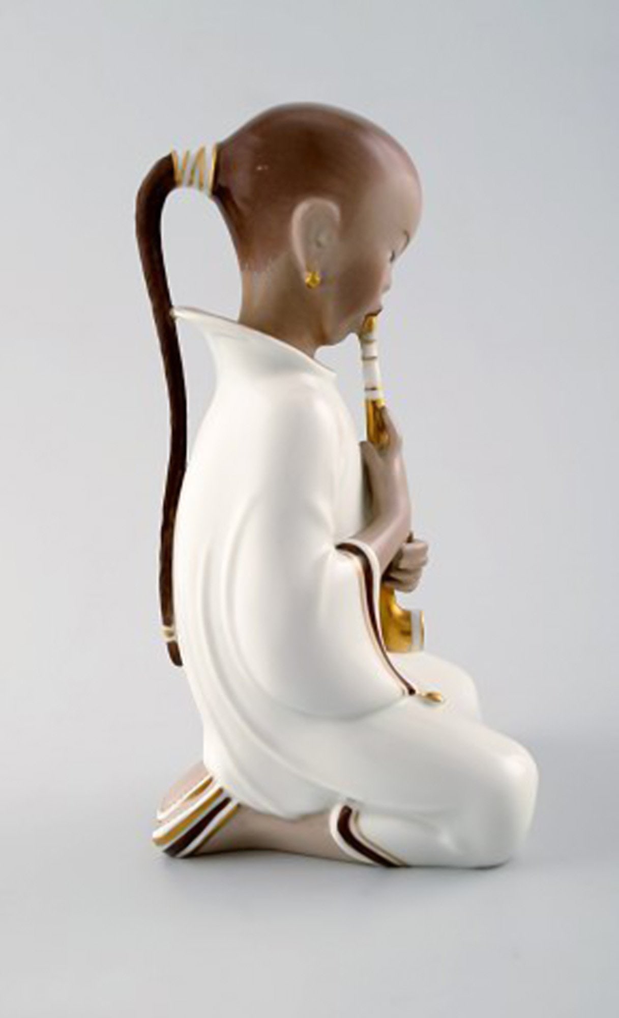 Arno Malinowski for Royal Copenhagen, number 2342 Opium Smoking girl. Porcelain figurine in - 4