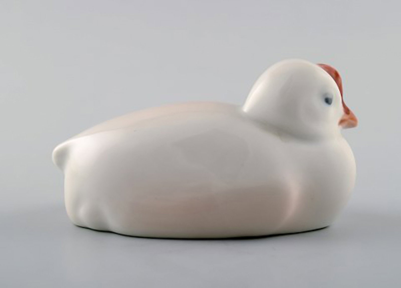 Royal Copenhagen figure of chicken # 266. - 3