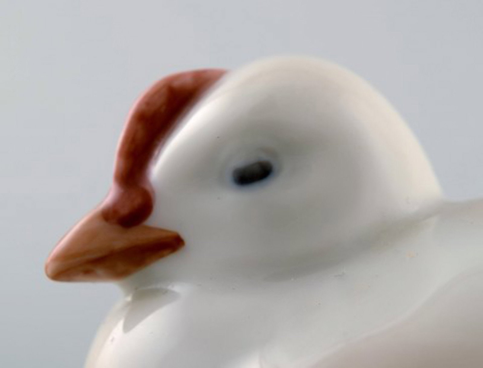 Royal Copenhagen figure of chicken # 266. - 4