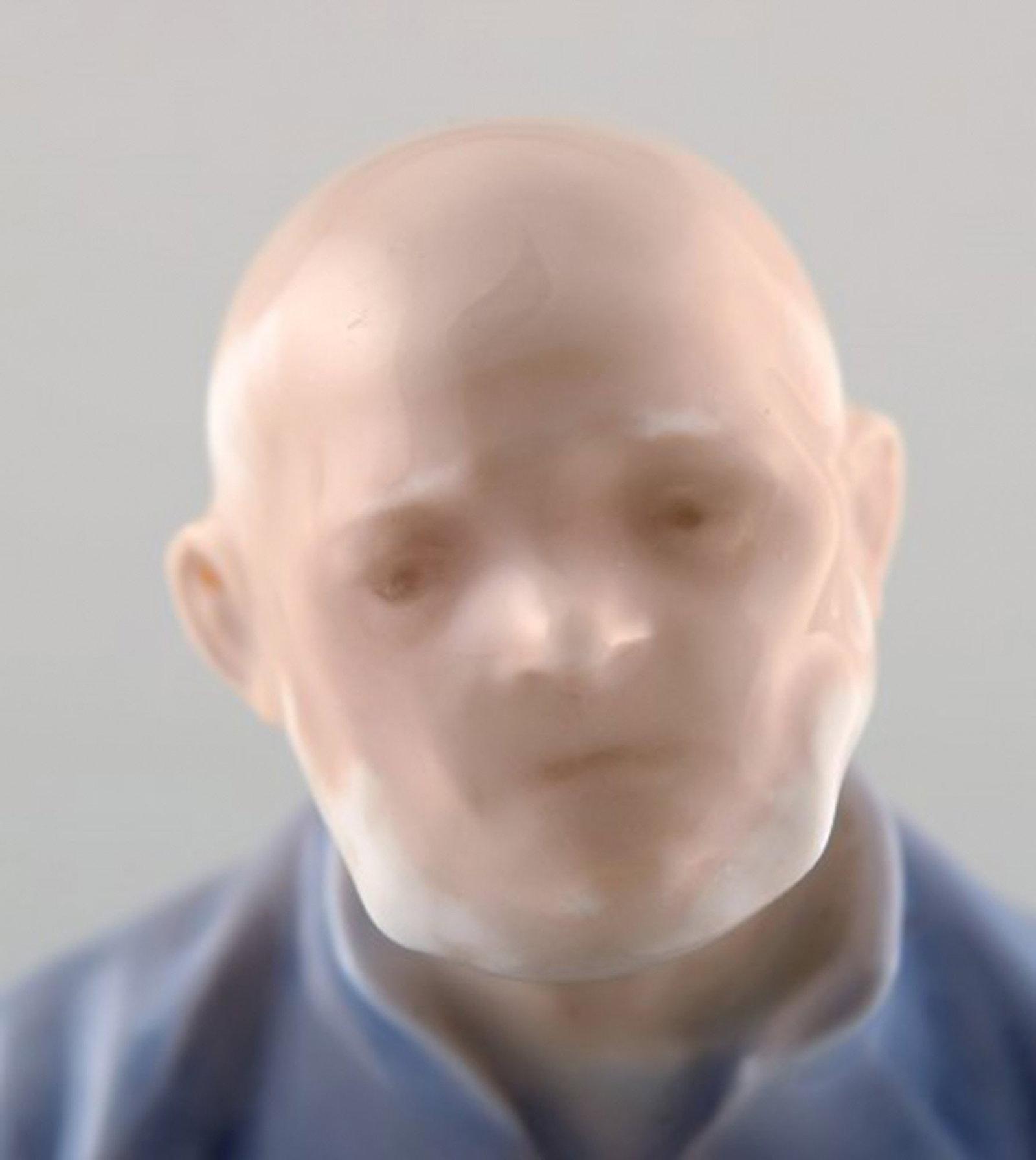 Rare Royal Copenhagen Porcelain figurine number 1001, older man. - 6