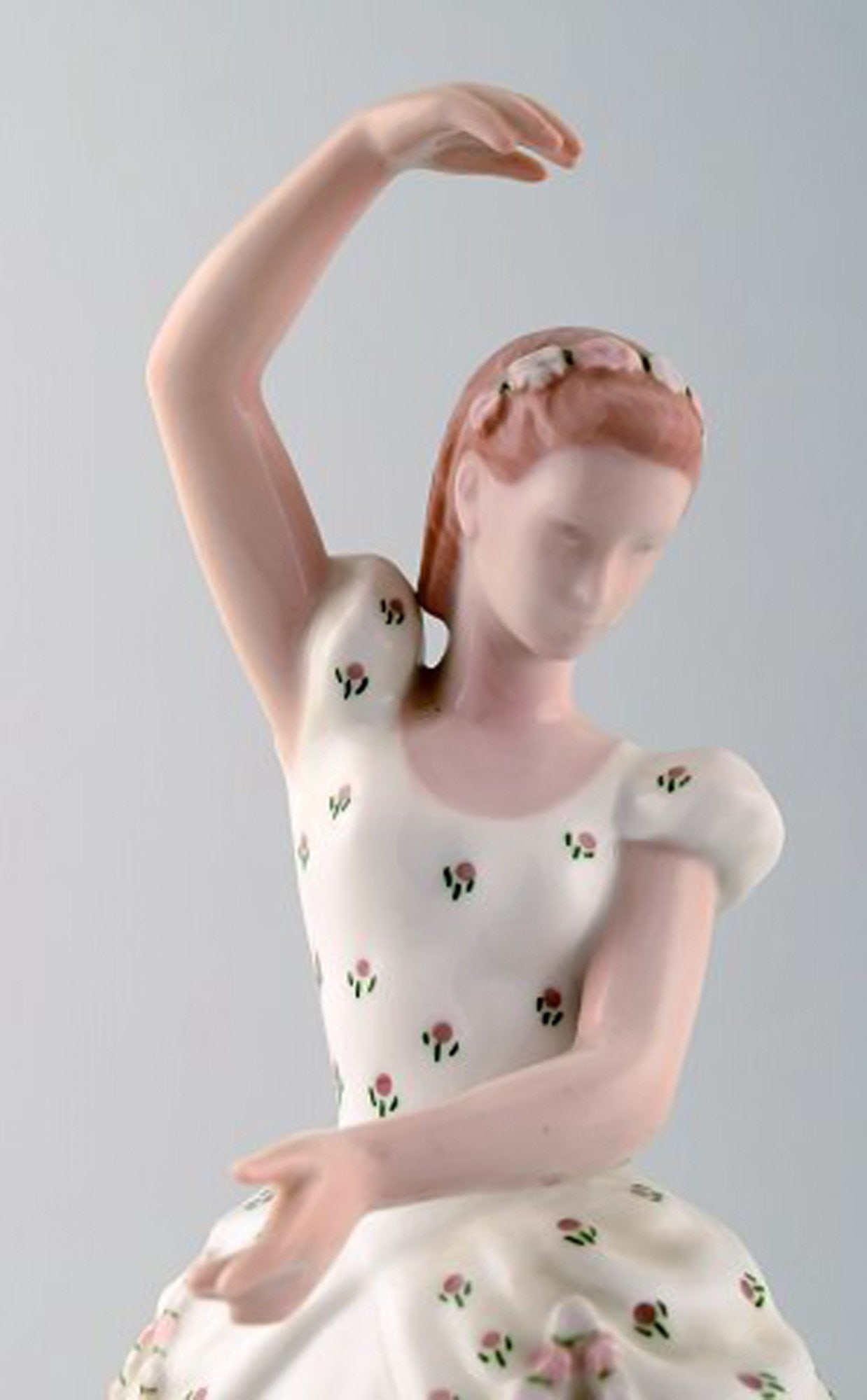 B & G / Bing & Grondahl - Columbine porcelain figurine - number 2355. - 4