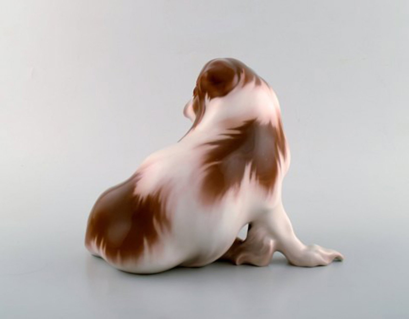 Rare Bing & Grondahl / B&G figurine in porcelain. Pekingese. Model number 1637. - 3