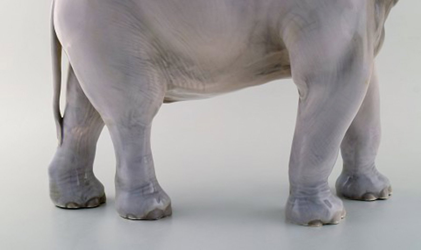 Theodor Madsen for Royal Copenhagen. Rare porcelain figurine. Colossal elephant. Dated ca. 1910. - 6