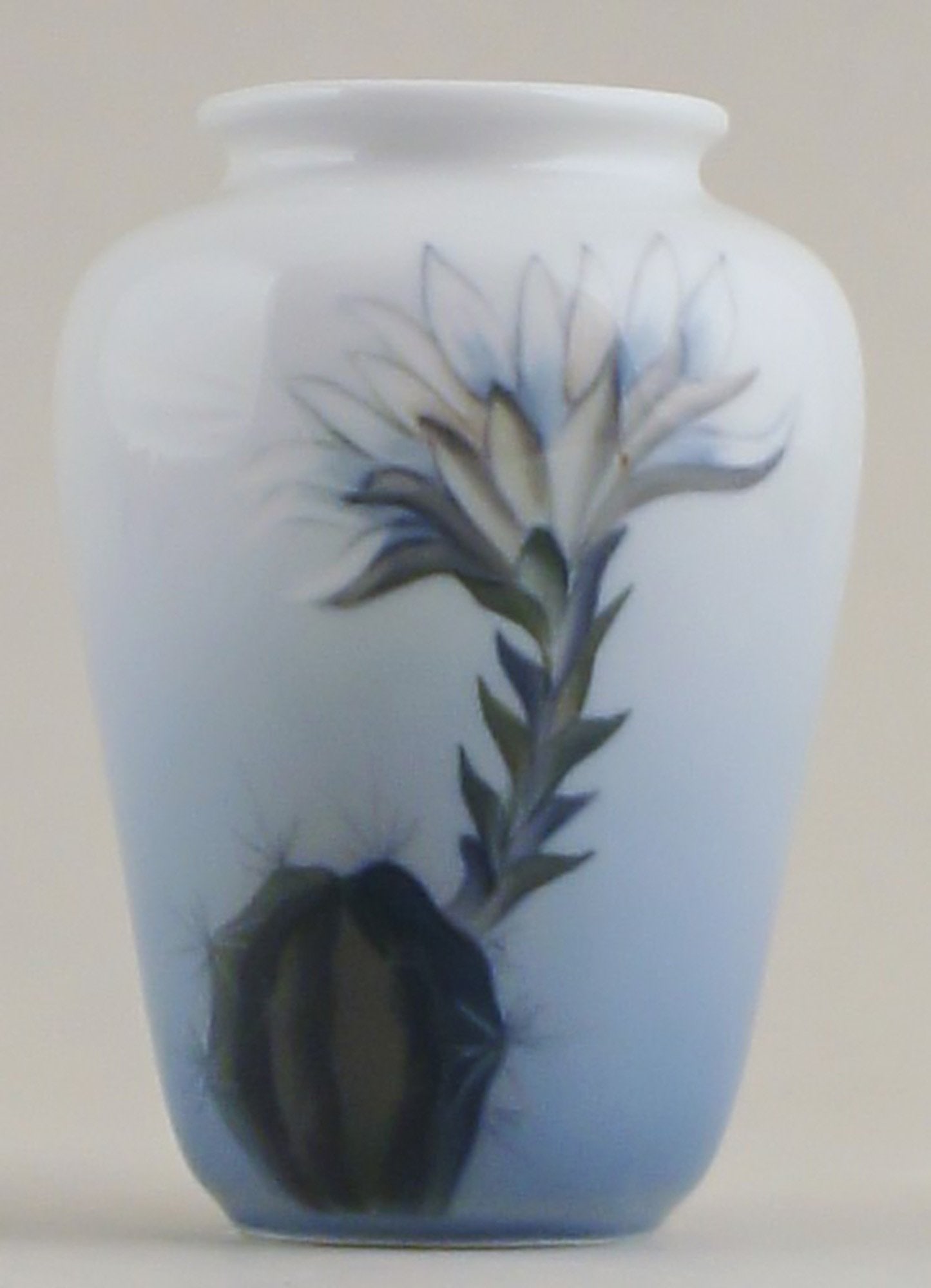 Royal Copenhagen vase with cactus.: Title: Royal Copenhagen vase with cactus. Description: Royal Copenhagen vase with cactus. 10.5 cm. tall. Factory first, in perfect condition. Brand: Royal Copenhagen Reserve: $59.50 Shipping: Domestic