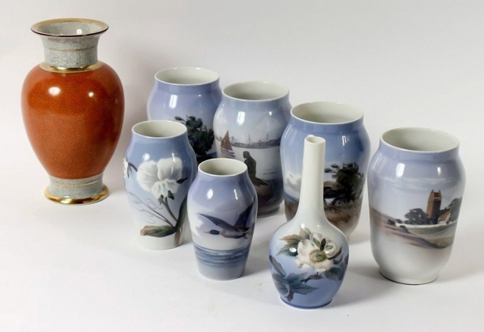 Royal Copenhagen, collection of vases with different motives and a crackle vase. (1 of 1)