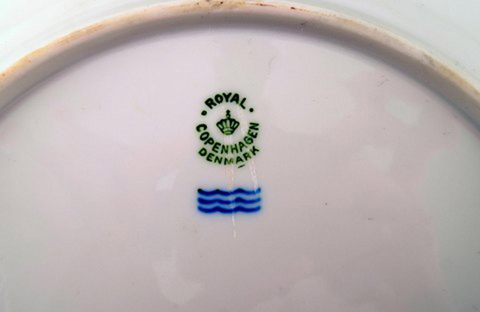 6 Royal Copenhagen large plates, hand painted with a pink rose. - 3