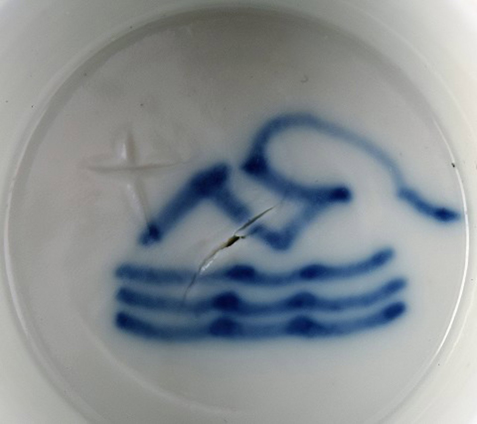 Unique Royal Copenhagen ceramic bowl by Nils Thorsson. - 3