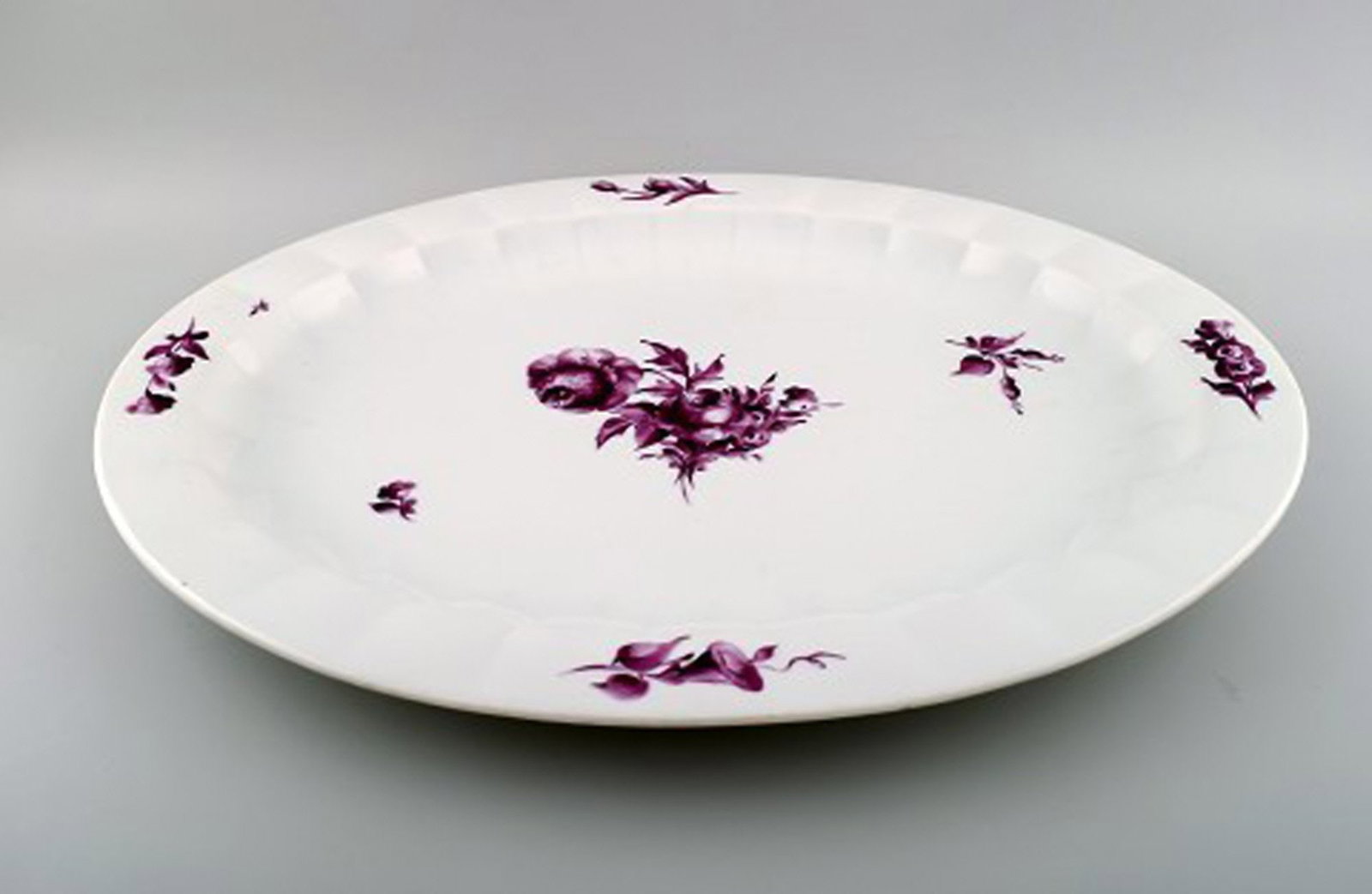 Royal Copenhagen huge "Purpur" serving plate. - 2