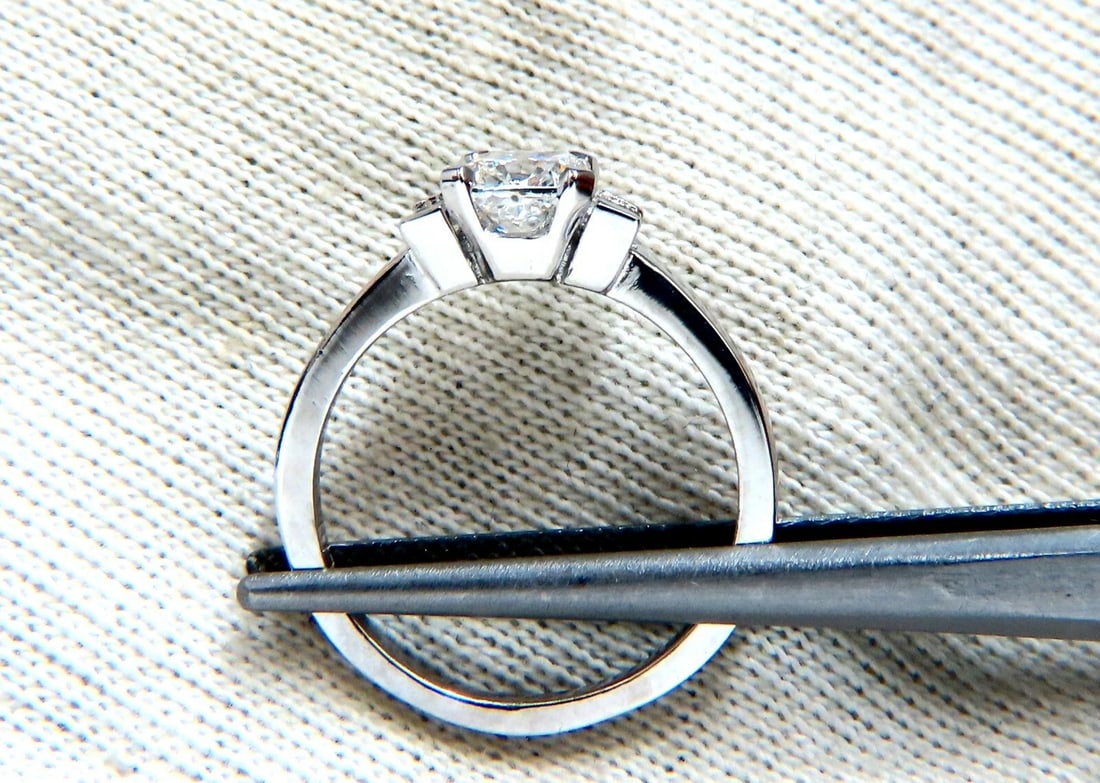 GIA Certified 1.01ct. Cushion cut natural diamond ring Platinum F/VS** - 4