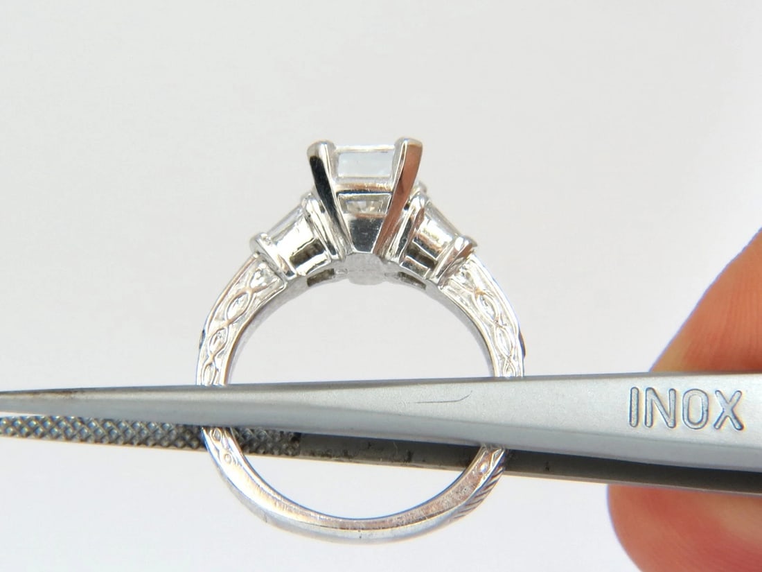 GIA certified 1.50ct. Cushion cut diamond ring G/VVS-2 platinum classic *v - 11
