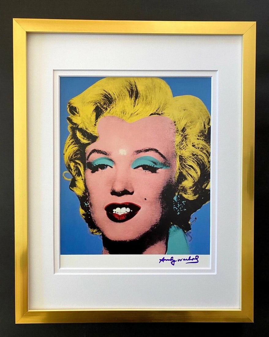 ANDY WARHOL GORGEOUS 1984 SIGNED MARILYN MONROE PRINT FRAMED: This is an Awesome and Scarce 1984 Print after Andy Warhol FACSIMILE SIGNATURE IN INK " MARILYN MONROE " from - His Portraits Collection- Matted and Framed Golden Frame Covers an area of 15 x 12in. Pr